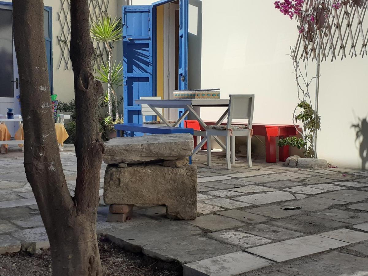 Il Cortile Della Monaca Bed & Breakfast Brindisi Exterior photo